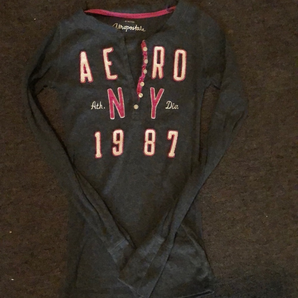 Aeropostal stretch shirt